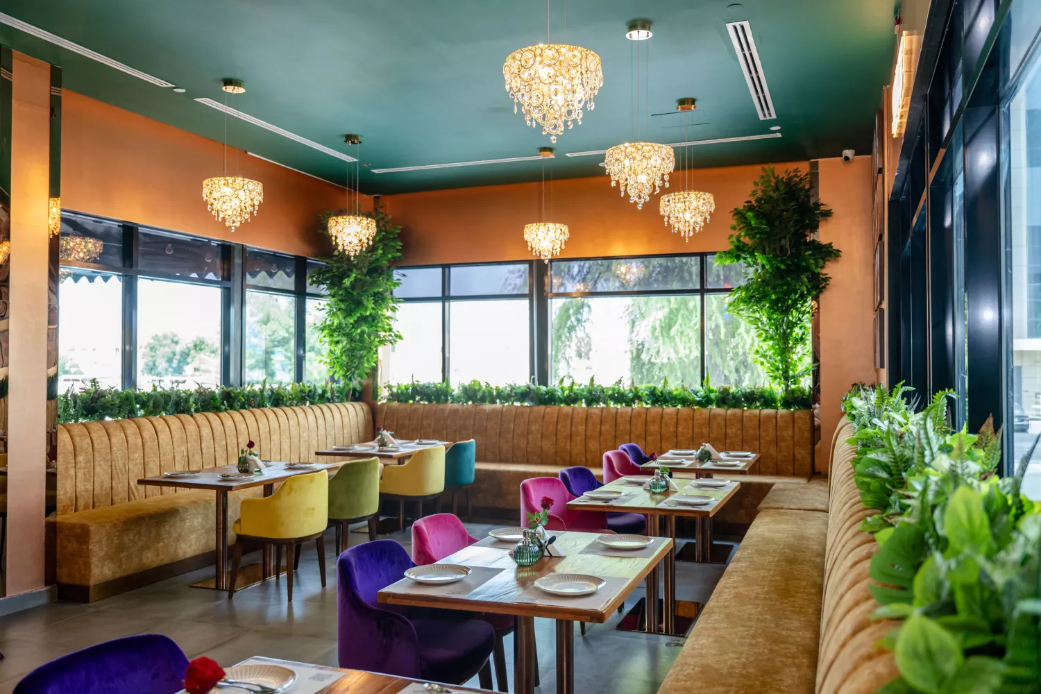 AIRA full dining room